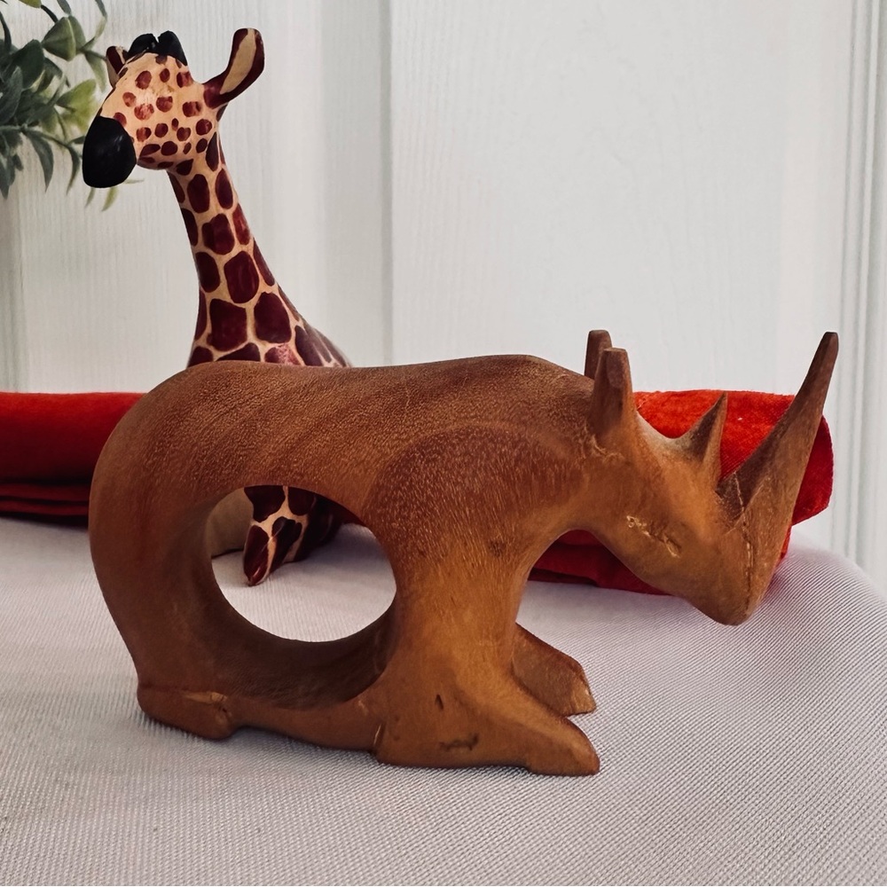 WOODEN NAPKIN HOLDERS ~ Giraffe, Zebra, Elephant, Rhino, Lion and Cheetah - Picture 5 of 9